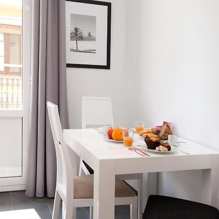Barnapartments Basic Gracia Barcelona Zimmer foto