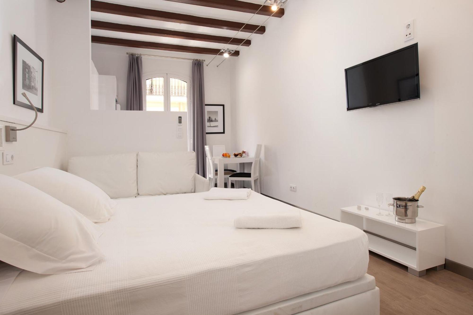 Barnapartments Basic Gracia Barcelona Zimmer foto