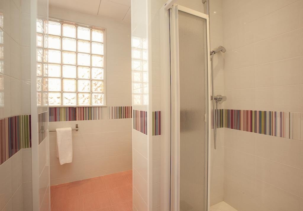 Barnapartments Basic Gracia Barcelona Exterior foto