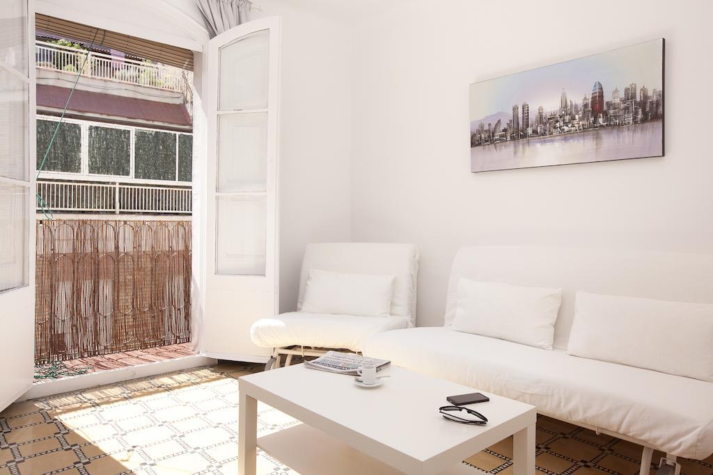 Barnapartments Basic Gracia Barcelona Exterior foto