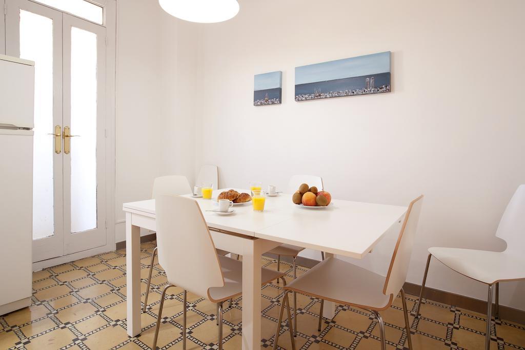 Barnapartments Basic Gracia Barcelona Exterior foto