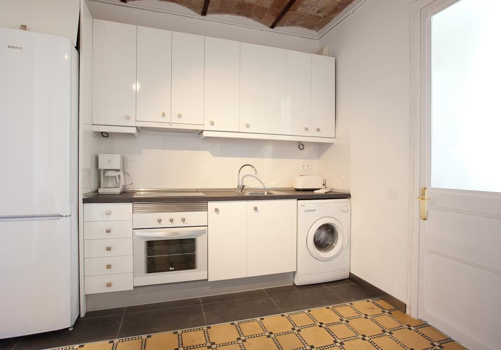 Barnapartments Basic Gracia Barcelona Zimmer foto