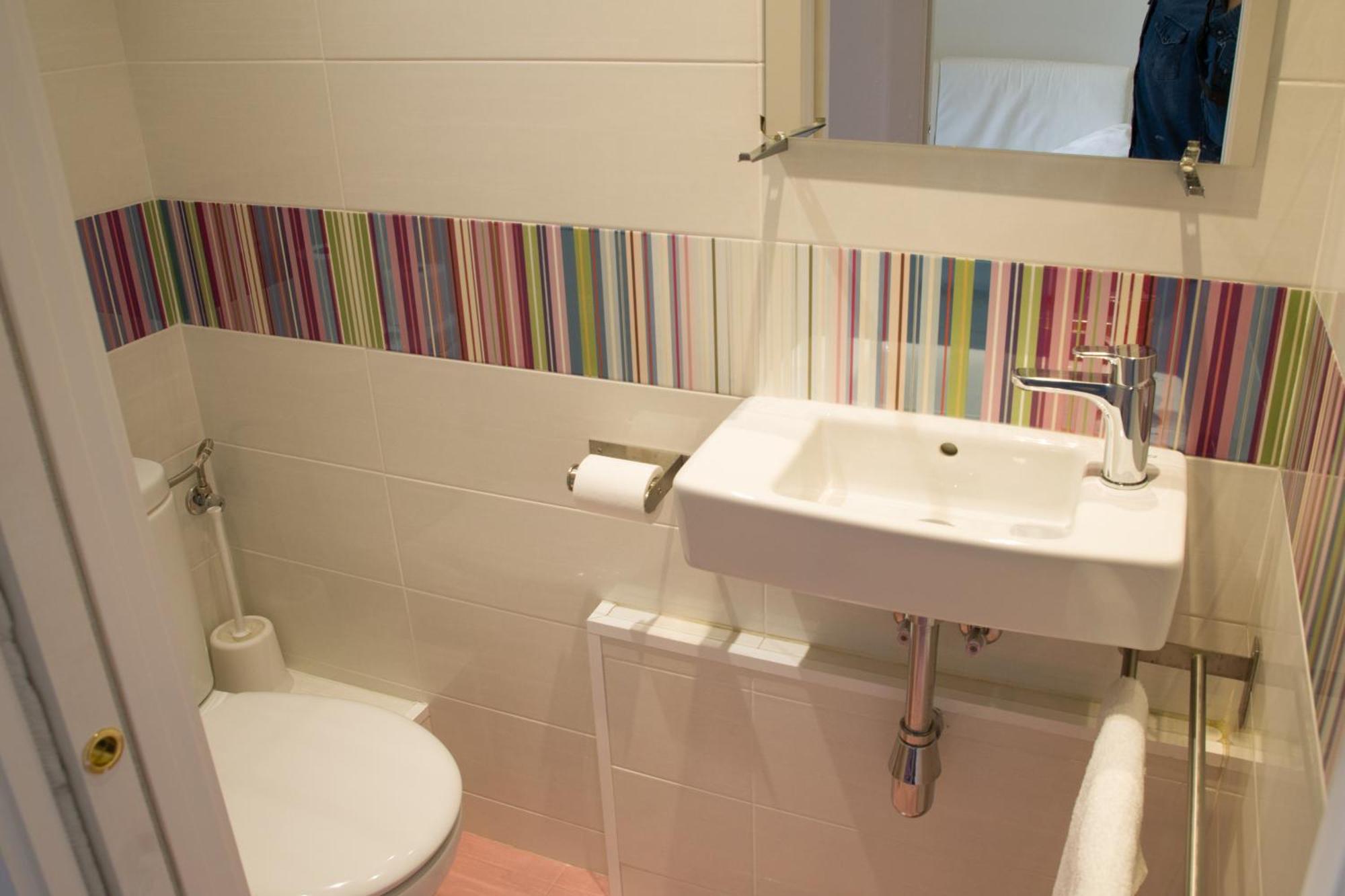 Barnapartments Basic Gracia Barcelona Exterior foto
