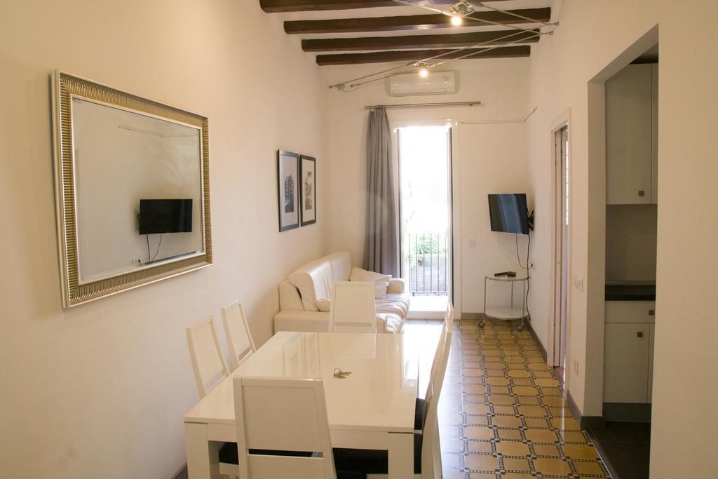 Barnapartments Basic Gracia Barcelona Exterior foto